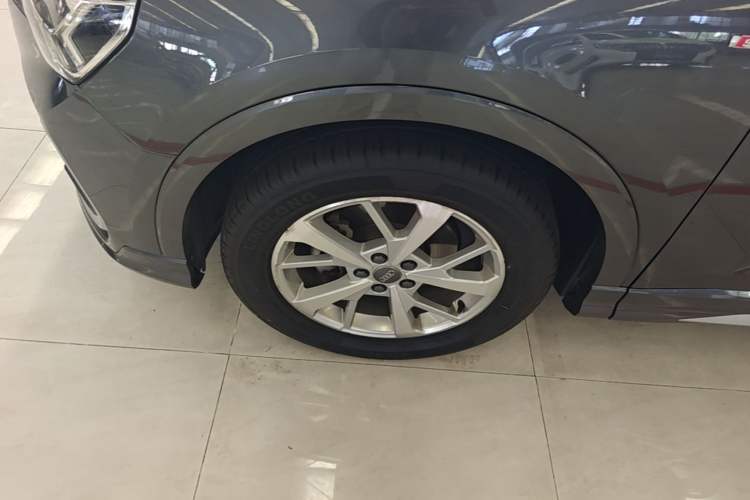 Used Audi Q3 2019 35 TFSI Advanced Dynamic Edition Left Front Wheel Hub