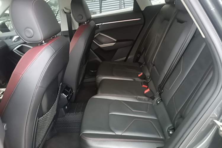 Used Audi Q3 2019 40 TFSI Fashionable and Elegant Model Left Rear Seat