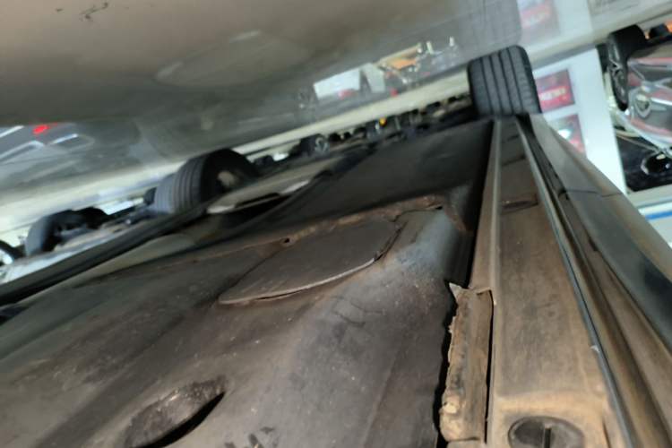 Used Audi Q3 2019 35 TFSI Fashion Dynamic Model Left Side Sill