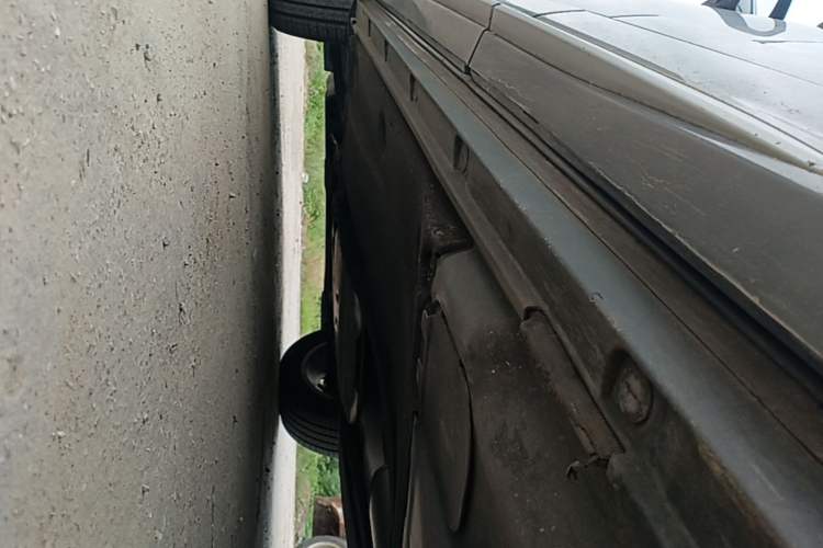 Used Audi Q3 2019 35 TFSI Advanced Dynamic Edition Left Side Sill