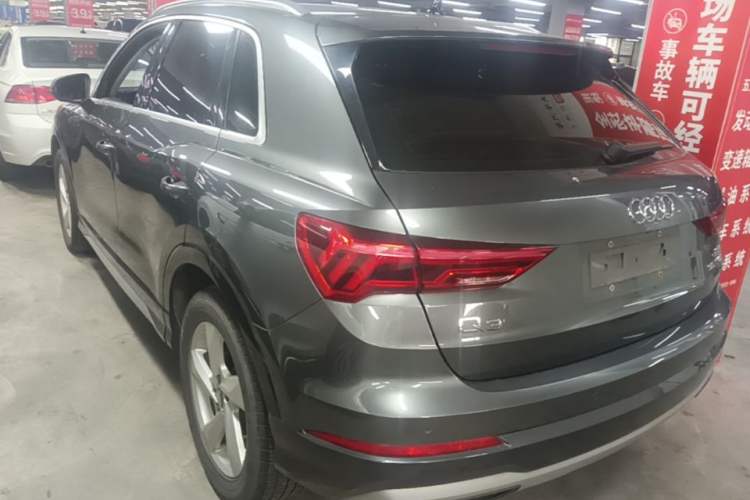 Used Audi Q3 2019 35 TFSI Advanced Style Edition Rear Left 45 Deg