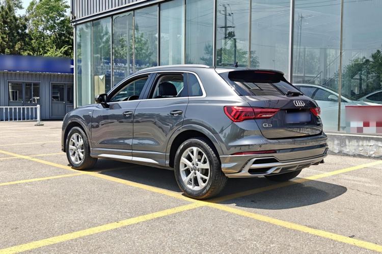 Used Audi Q3 2019 35 TFSI Advanced Dynamic Edition Rear Left 45 Deg