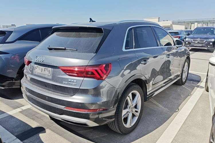 Used Audi Q3 2019 35 TFSI Fashionable and Elegant Model Rear Right 45 Deg