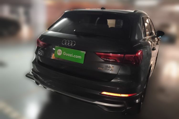 Used Audi Q3 2019 40 TFSI Fashion Dynamic Model Rear Right 45 Deg