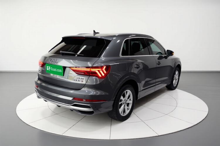 Used Audi Q3 2019 35 TFSI Advanced Dynamic Edition Rear Right 45 Deg