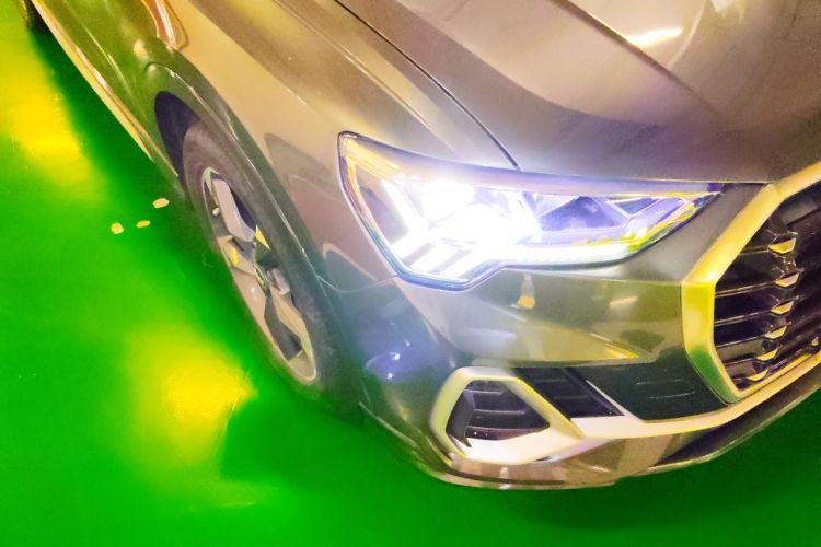 Used Audi Q3 2019 35 TFSI Fashion Dynamic Model Right Front Headlight