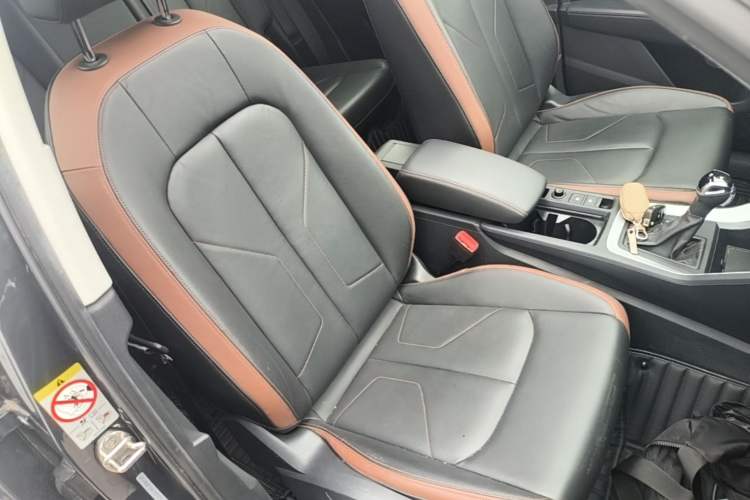 Used Audi Q3 2019 40 TFSI Fashionable and Elegant Model Right Front Seat
