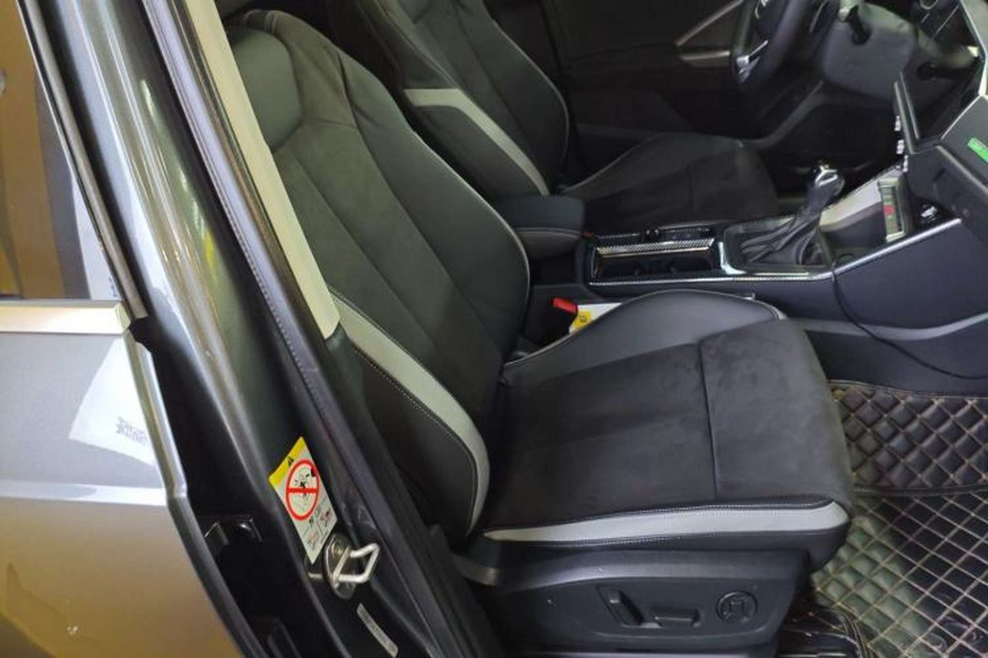 Used Audi Q3 2019 40 TFSI Fashion Dynamic Model Right Front Seat