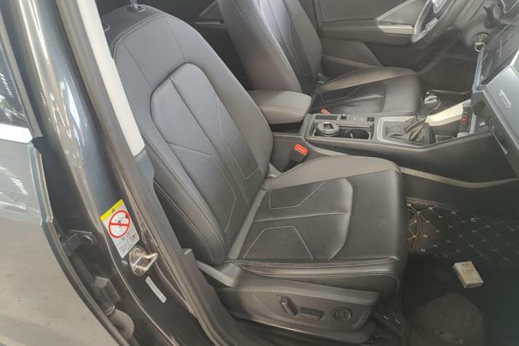 Used Audi Q3 2019 35 TFSI Advanced Style Edition Right Front Seat