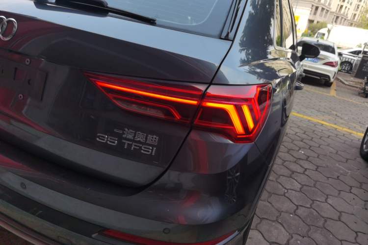 Used Audi Q3 2019 35 TFSI Advanced Dynamic Edition Right Rear Taillight