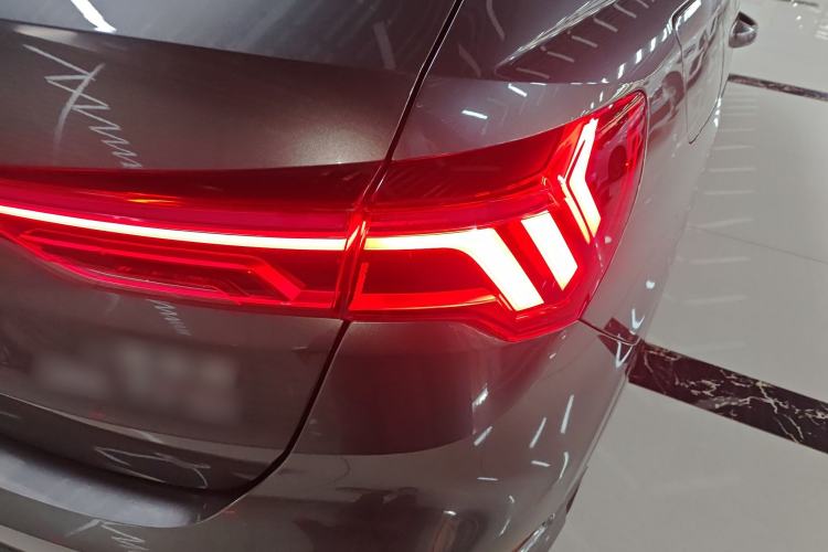 Used Audi Q3 2019 35 TFSI Advanced Dynamic Edition Right Rear Taillight
