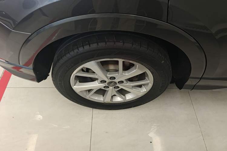 Used Audi Q3 2019 35 TFSI Advanced Dynamic Edition Right Rear Wheel Hub