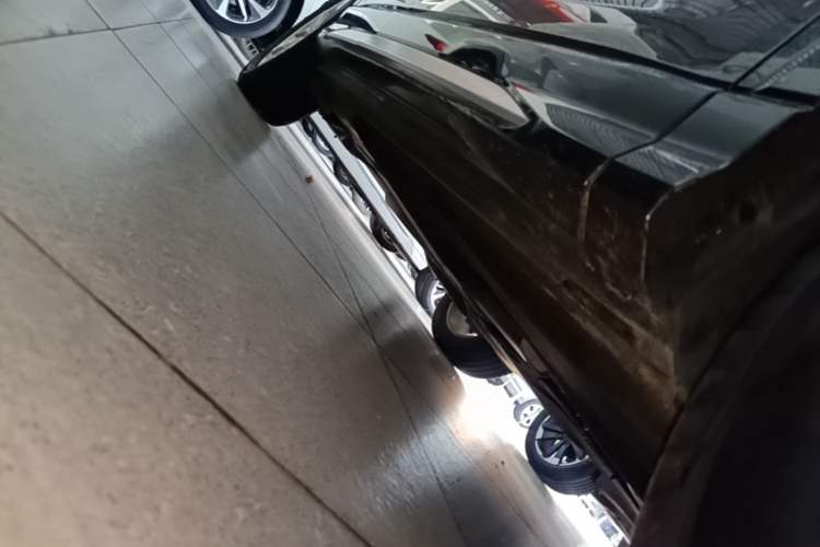 Used Audi Q3 2019 35 TFSI Advanced Dynamic Edition Right Side Sill