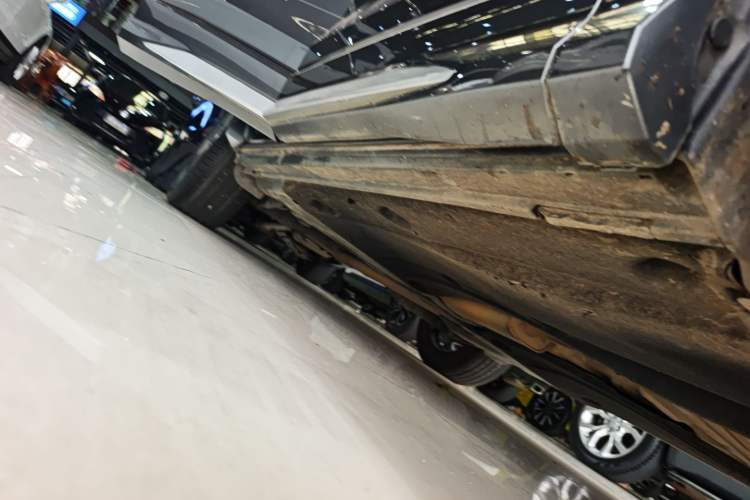 Used Audi Q3 2019 40 TFSI Fashion Dynamic Model Right Side Sill