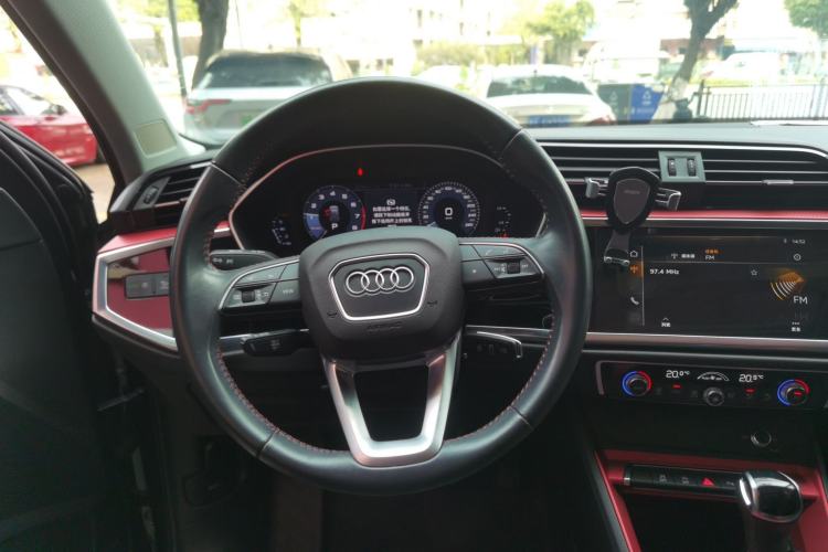 Used Audi Q3 2019 35 TFSI Advanced Dynamic Edition Steering Wheel