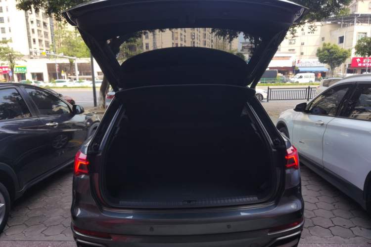Used Audi Q3 2019 35 TFSI Advanced Dynamic Edition Trunk