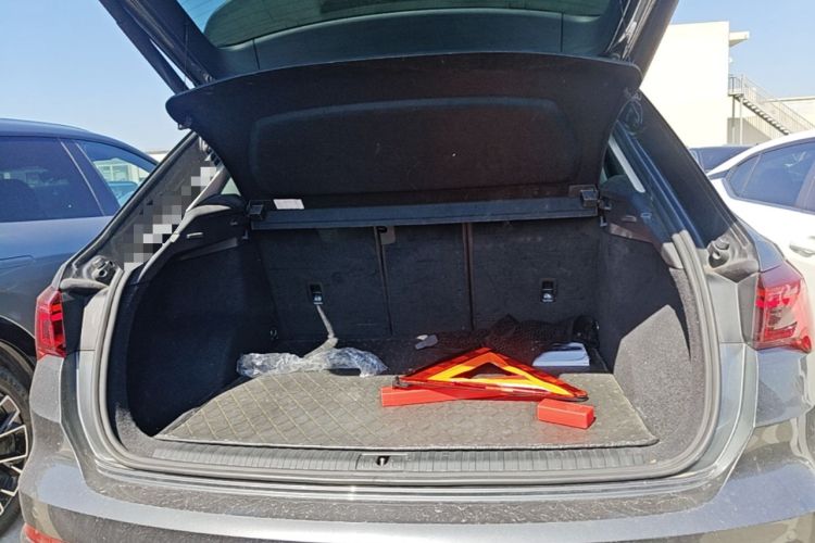 Used Audi Q3 2019 35 TFSI Fashionable and Elegant Model Trunk