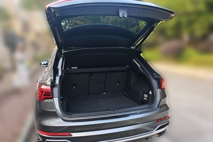 Used Audi Q3 2019 35 TFSI Fashion Dynamic Model Trunk