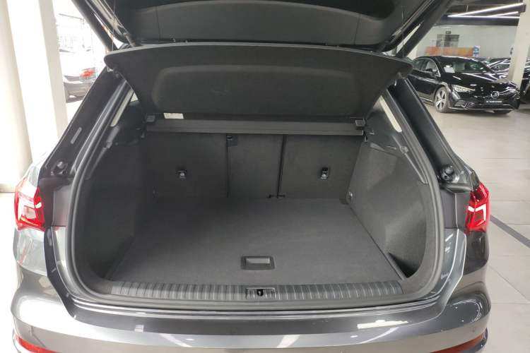 Used Audi Q3 2019 35 TFSI Advanced Dynamic Edition Trunk