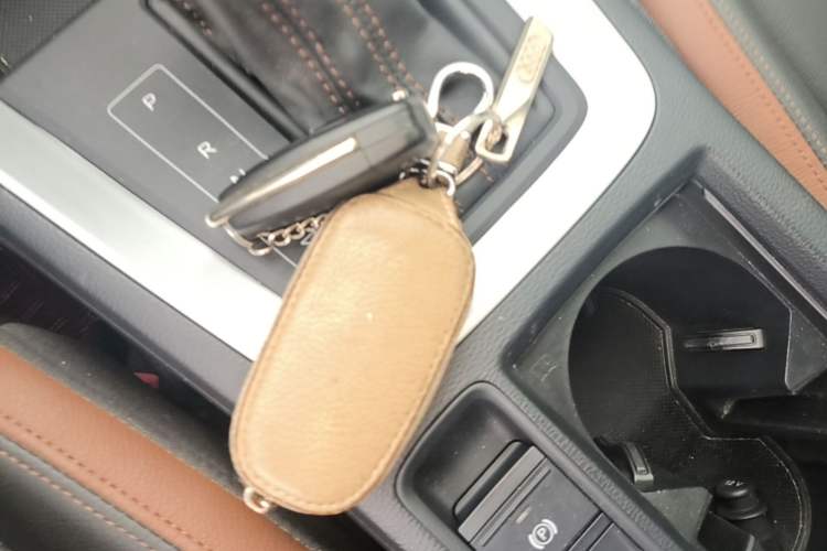 Used Audi Q3 2019 40 TFSI Fashionable and Elegant Model Vehicle Key