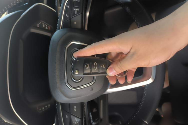 Used Audi Q3 2019 35 TFSI Advanced Dynamic Edition Vehicle Key