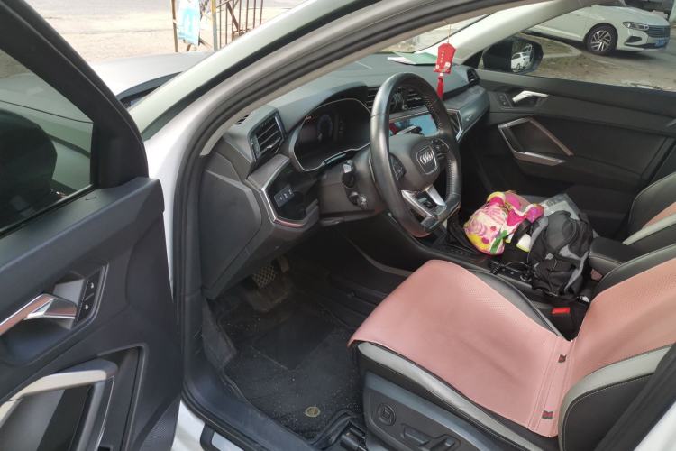 Used Audi Q3 2019 35 TFSI Fashion Dynamic Model Driver Seat