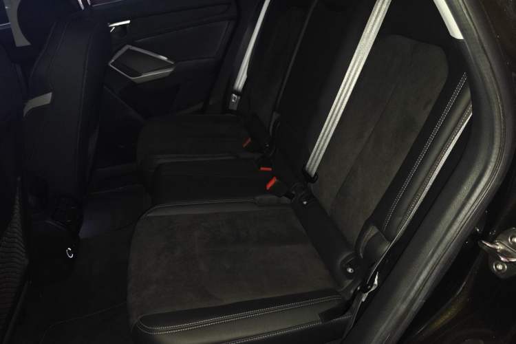 Used Audi Q3 2019 35 TFSI Advanced Dynamic Edition Left Rear Seat