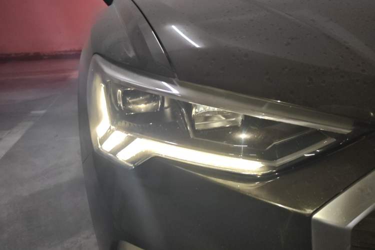 Used Audi Q3 2019 35 TFSI Advanced Dynamic Edition Right Front Headlight