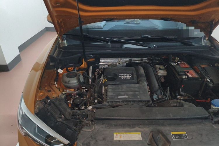 Used Audi Q3 2019 35 TFSI Advanced Dynamic Edition Engine Bay Right