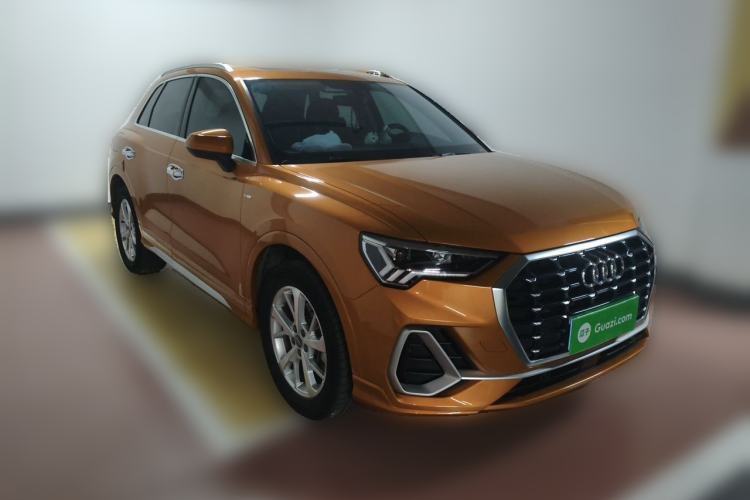 Used Audi Q3 2019 35 TFSI Advanced Dynamic Edition Front Right 45 Deg