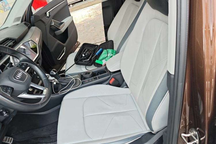 Used Audi Q3 2019 40 TFSI Fashionable and Elegant Model Left Front Seat