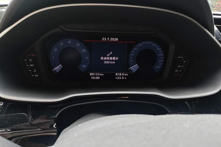 Used Audi Q3 2019 40 TFSI Fashion Dynamic Model Odometer Close Up