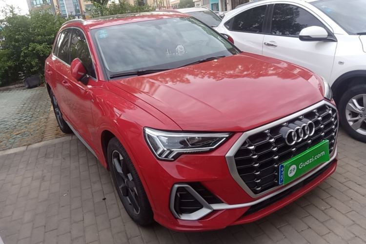 Used Audi Q3 2019 35 TFSI Fashion Dynamic Model Front Right 45 Deg