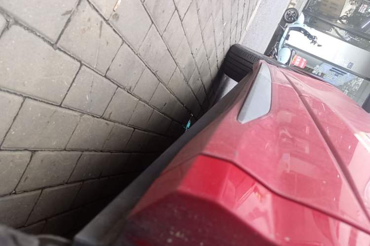 Used Audi Q3 2019 35 TFSI Fashion Dynamic Model Left Side Sill