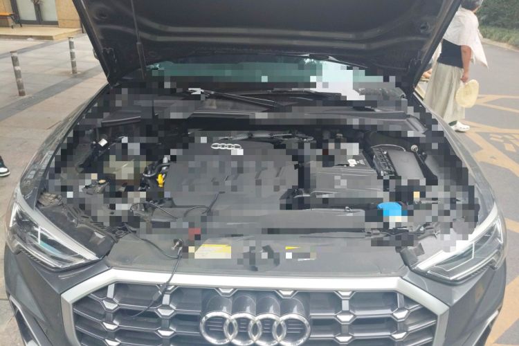 Used Audi Q3 2019 40 TFSI Fashion Dynamic Model Engine Bay