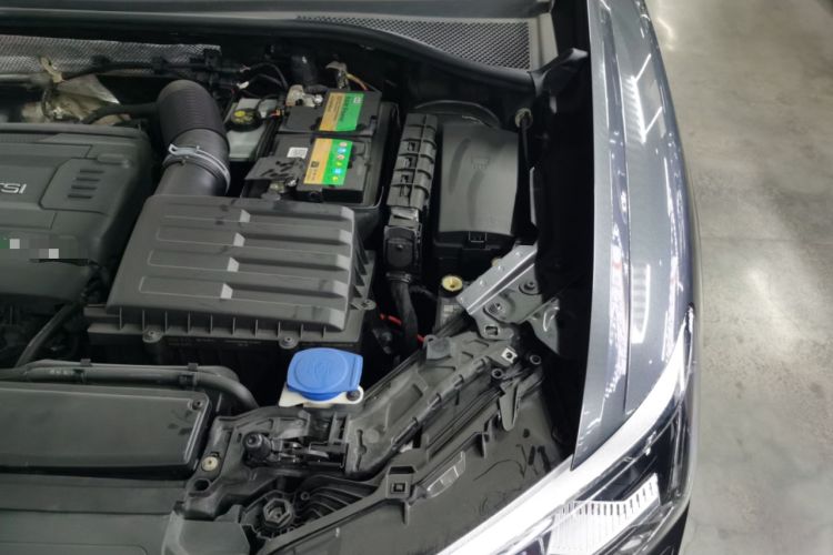 Used Audi Q3 2019 45 TFSI quattro Luxury Dynamic Edition Engine Bay Left
