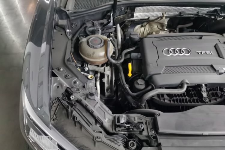 Used Audi Q3 2019 45 TFSI quattro Luxury Dynamic Edition Engine Bay Right