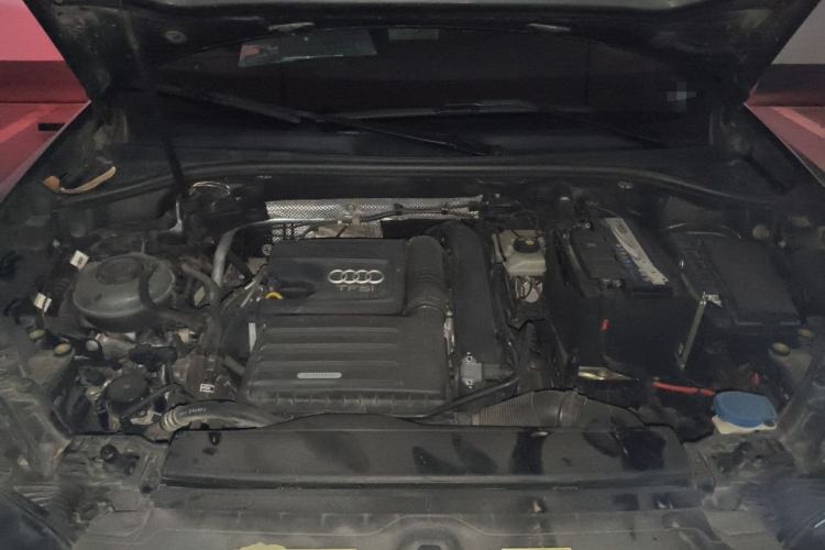 Used Audi Q3 2019 35 TFSI Advanced Style Edition Engine Bay