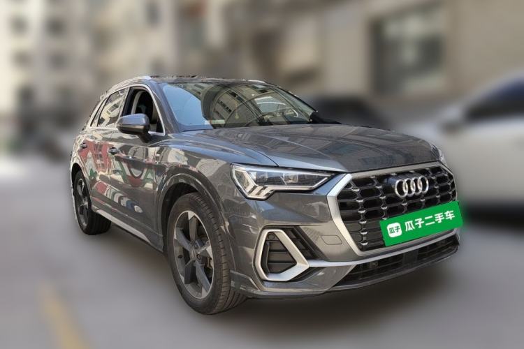 Used Audi Q3 2019 35 TFSI Fashion Dynamic Model Front Right 45 Deg