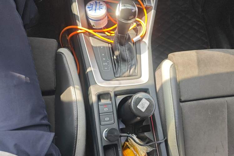 Used Audi Q3 2019 35 TFSI Advanced Dynamic Edition Gear Lever
