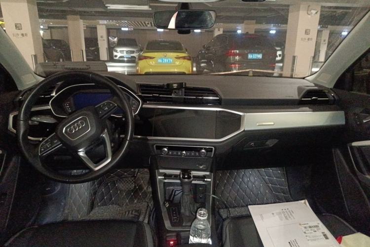 Used Audi Q3 2019 35 TFSI Advanced Style Edition Headliner