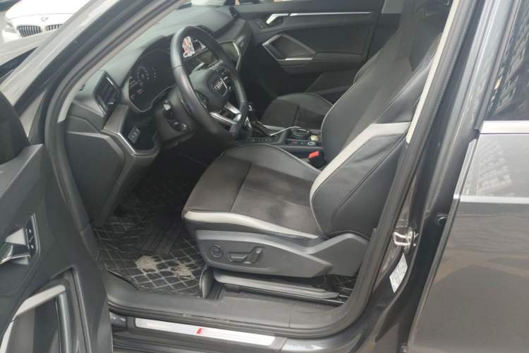 Used Audi Q3 2019 40 TFSI Fashion Dynamic Model Left Front Seat