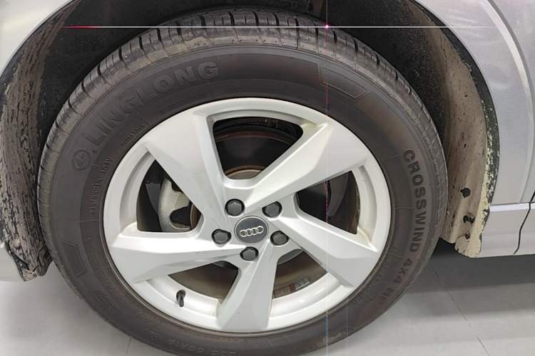 Used Audi Q3 2019 35 TFSI Advanced Style Edition Left Front Wheel Hub