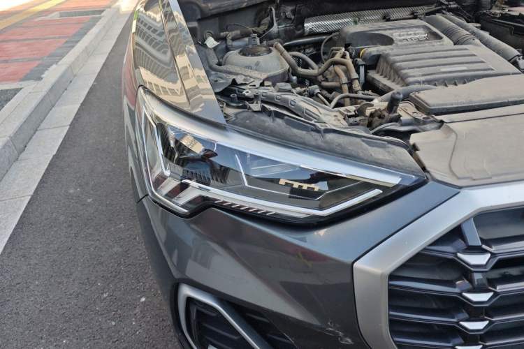 Used Audi Q3 2019 35 TFSI Advanced Dynamic Edition Right Front Headlight