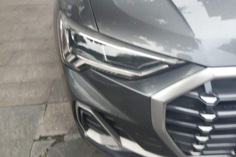 Used Audi Q3 2019 40 TFSI Fashion Dynamic Model Right Front Headlight