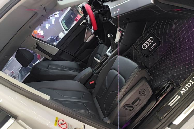Used Audi Q3 2019 35 TFSI Advanced Style Edition Right Front Seat