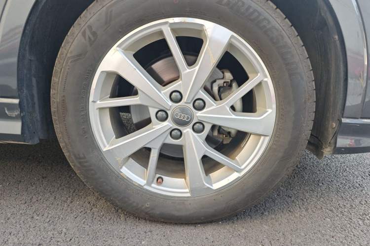 Used Audi Q3 2019 35 TFSI Advanced Dynamic Edition Right Front Wheel Hub