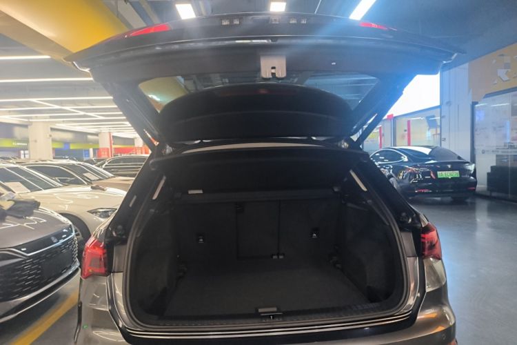 Used Audi Q3 2019 35 TFSI Advanced Dynamic Edition Trunk