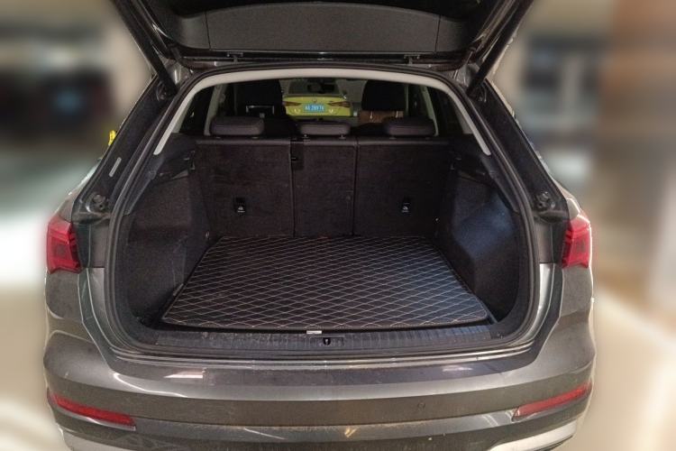 Used Audi Q3 2019 35 TFSI Advanced Style Edition Trunk