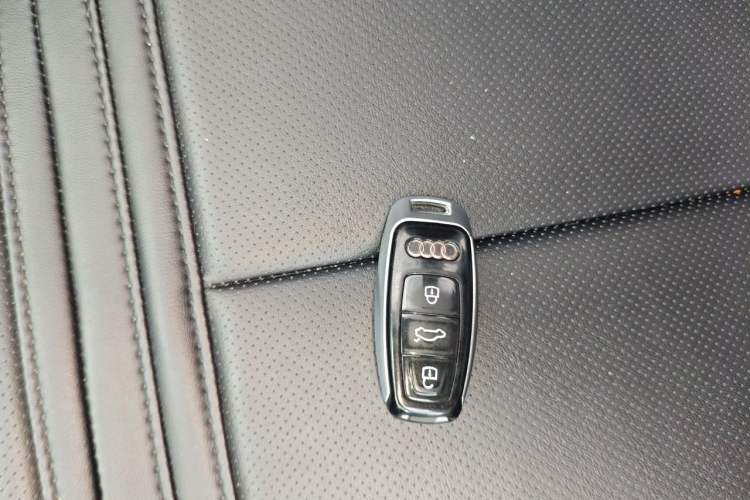 Used Audi Q3 2019 35 TFSI Fashion Dynamic Model Vehicle Key